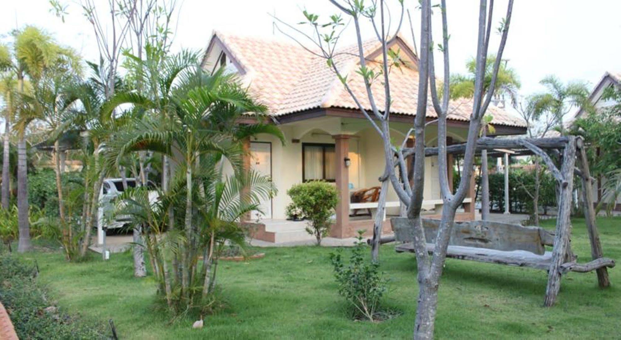 Saraburi Garden Resort Kültér fotó
