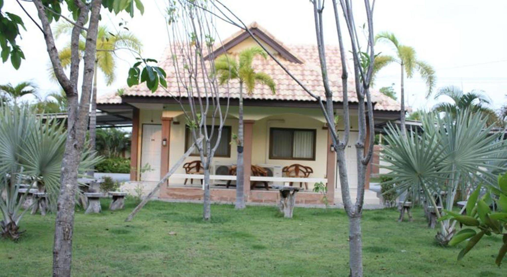 Saraburi Garden Resort Kültér fotó