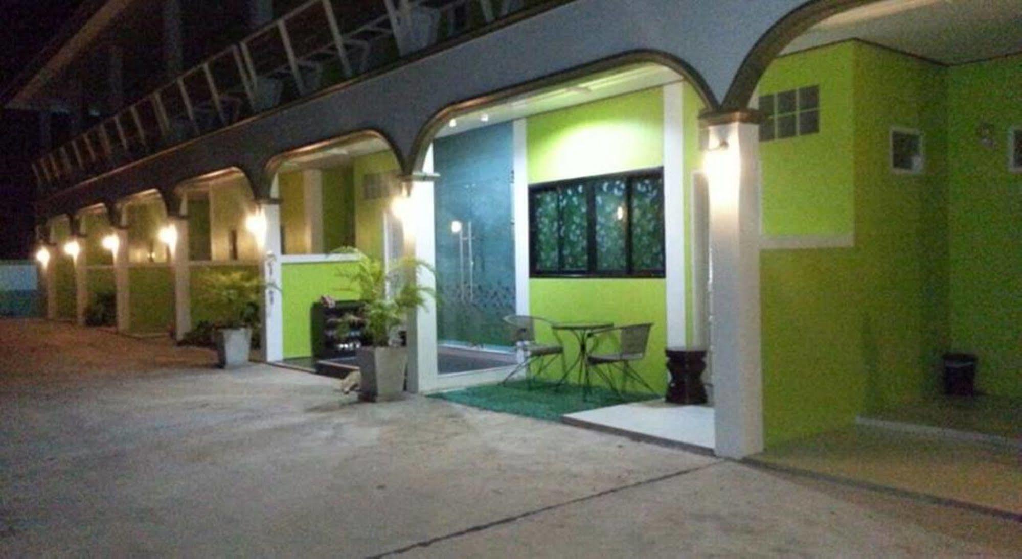 Saraburi Garden Resort Kültér fotó